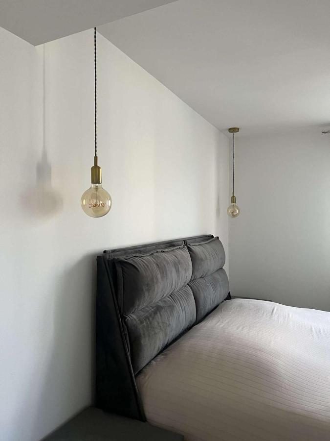Apartment Sinalospa - Cosala Appartemement Sauna Jacuzzi Grande Terrasse A 5 Minutes De Nancy Place Stanislas Champigneulles
