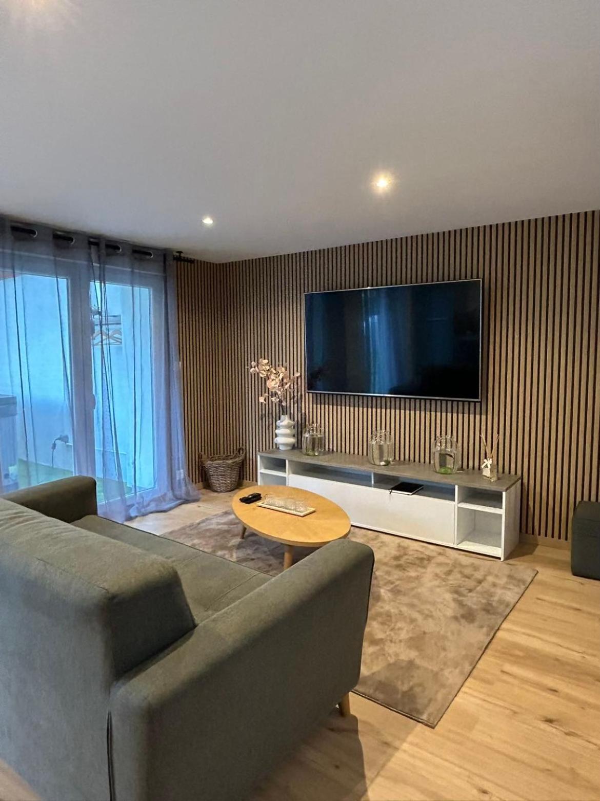 Apartment Sinalospa - Cosala Appartemement Sauna Jacuzzi Grande Terrasse A 5 Minutes De Nancy Place Stanislas Champigneulles